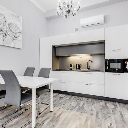 Apartment Thunovska 10 프라하 외부 사진