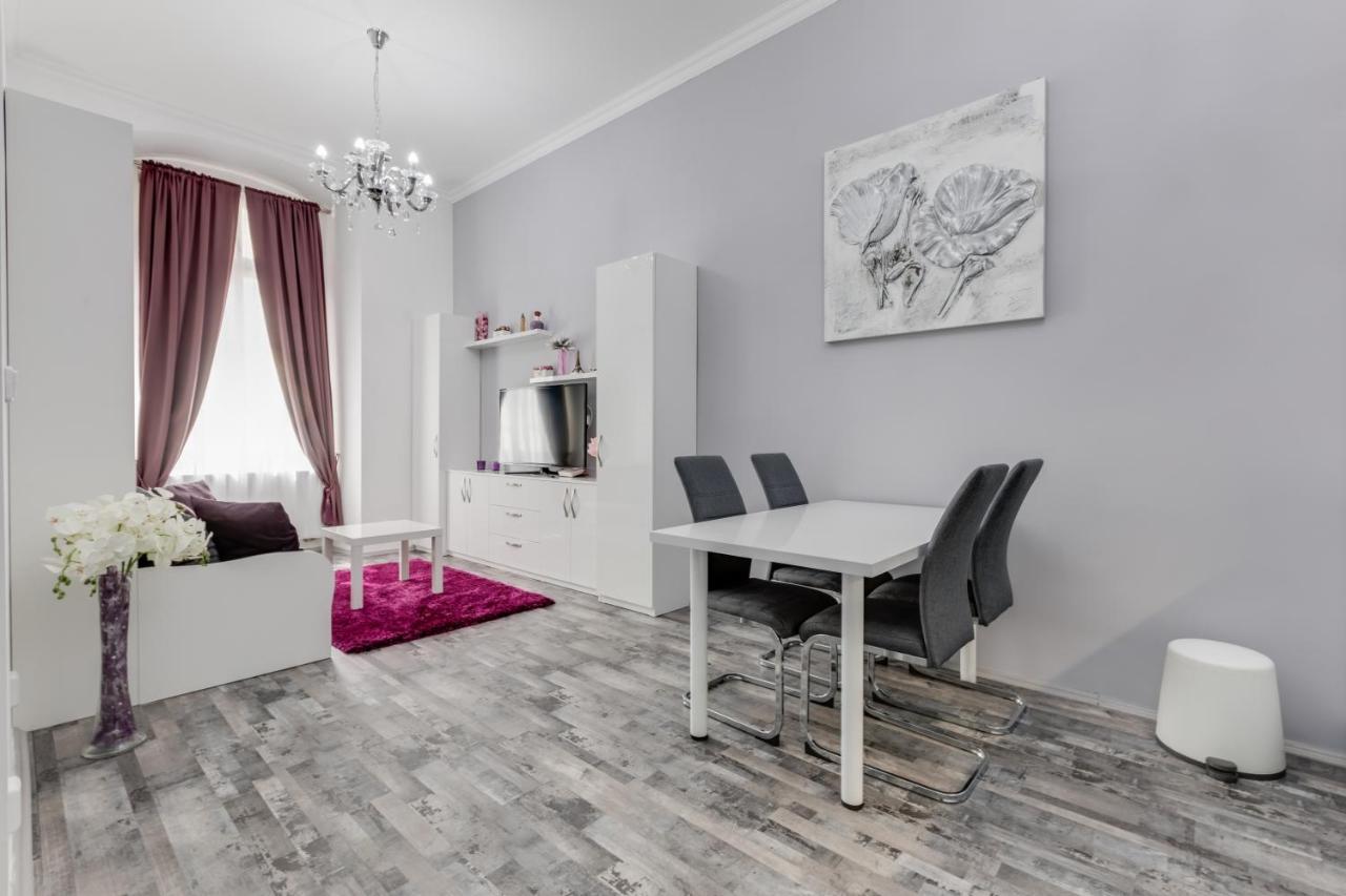 Apartment Thunovska 10 프라하 외부 사진
