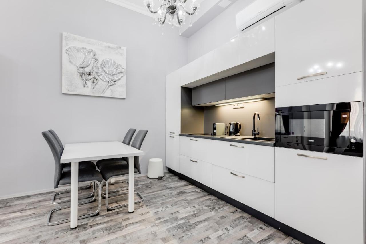 Apartment Thunovska 10 프라하 외부 사진